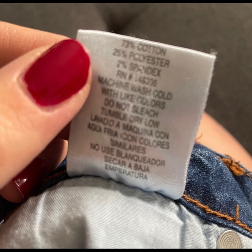 💜Distressed Jeans - Picture 7 of 7